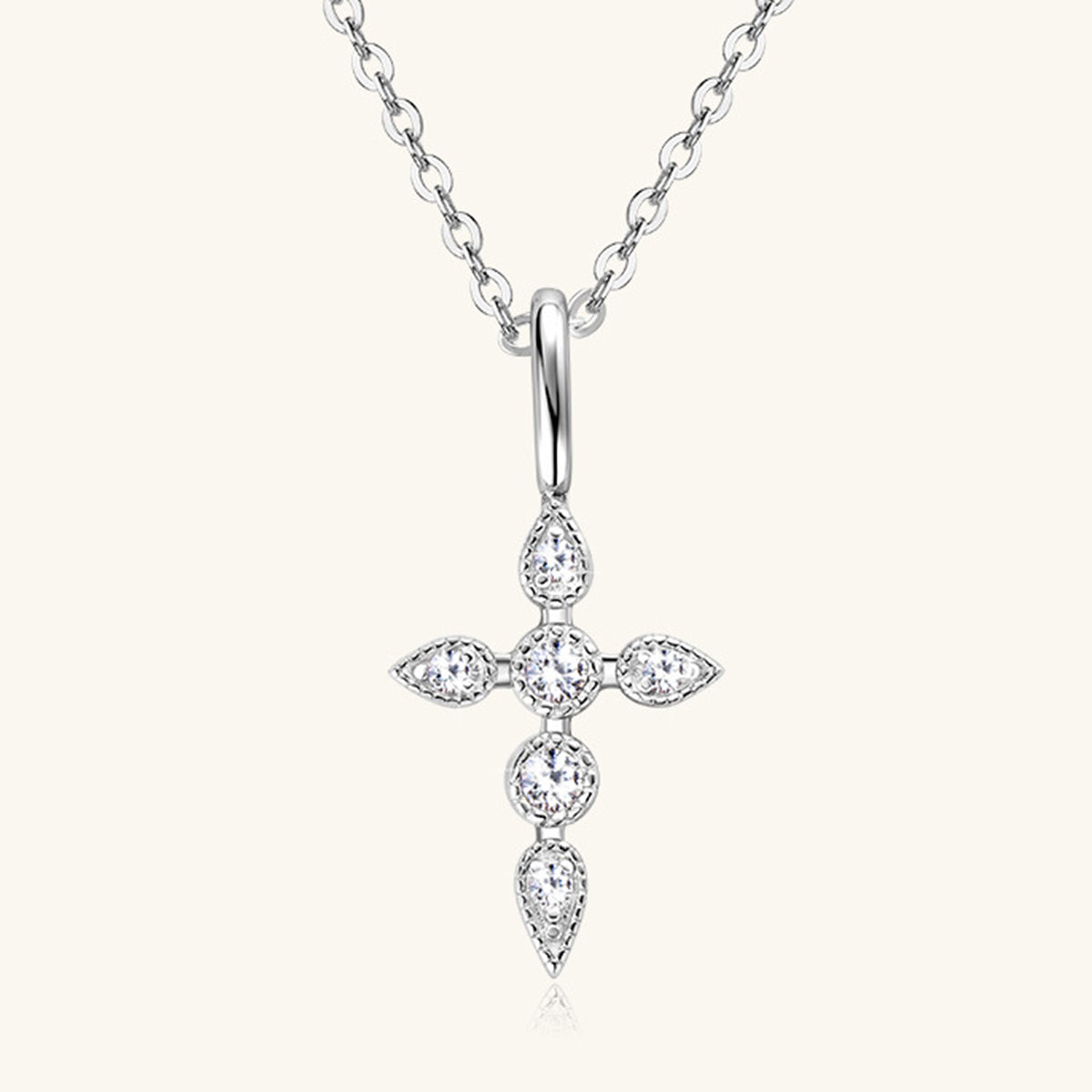 925 Sterling Silver Moissanite Cross Pendant Necklace elegants