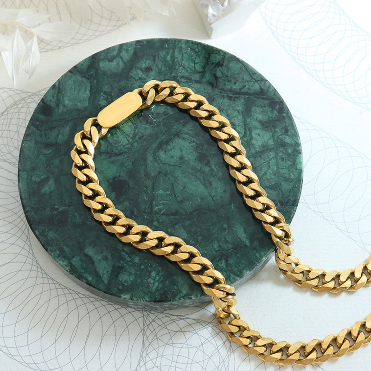 118K Gold-Plated Chain Necklace